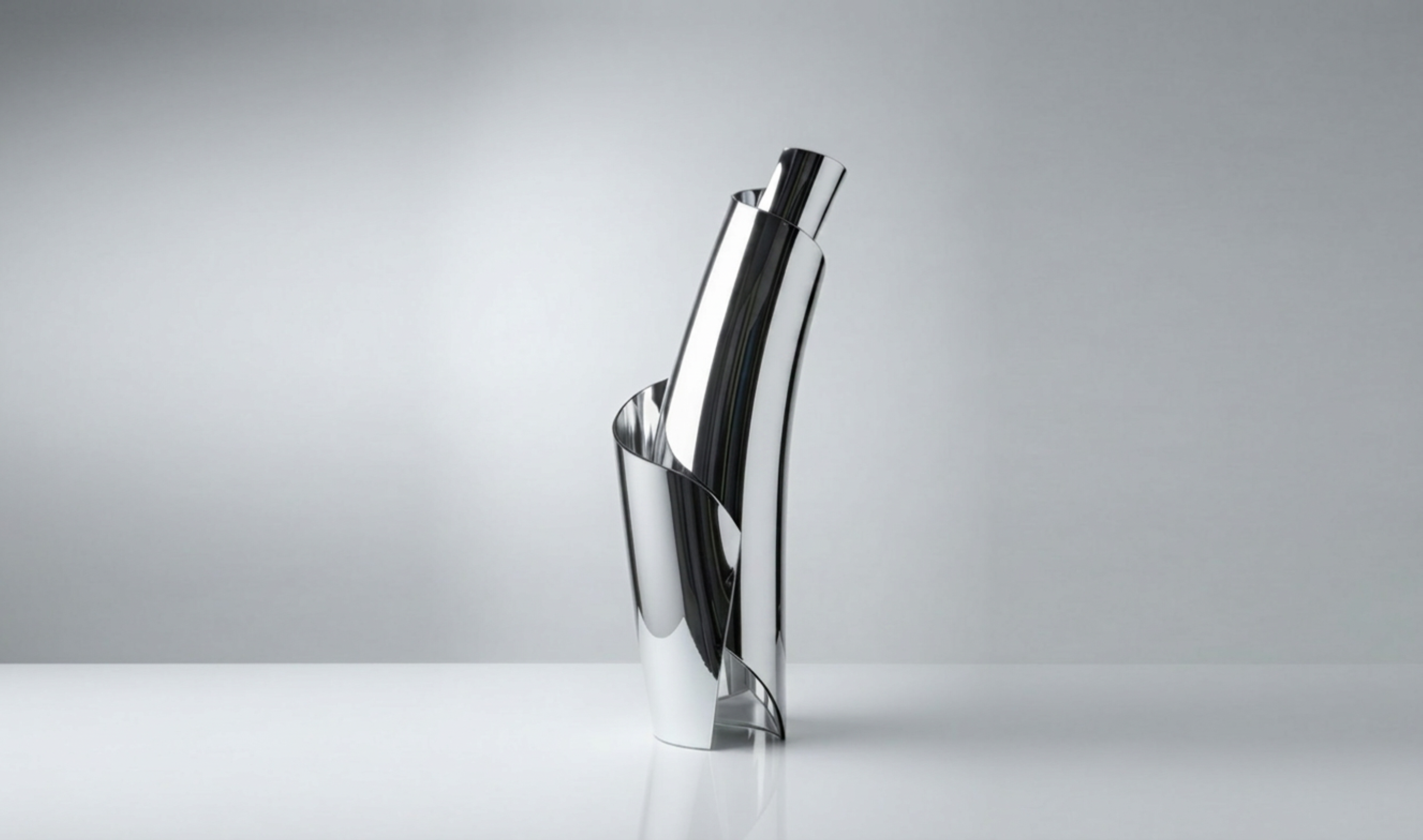 Spiral Vase without flowers